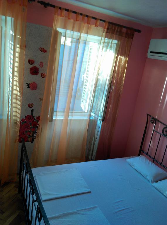 Apartment Filip Vrbnik Bagian luar foto