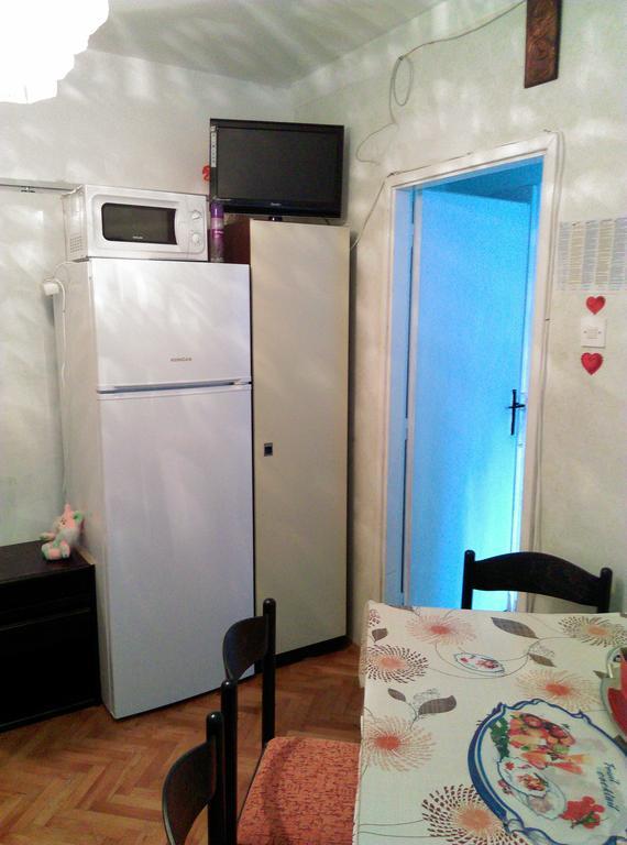 Apartment Filip Vrbnik Bagian luar foto